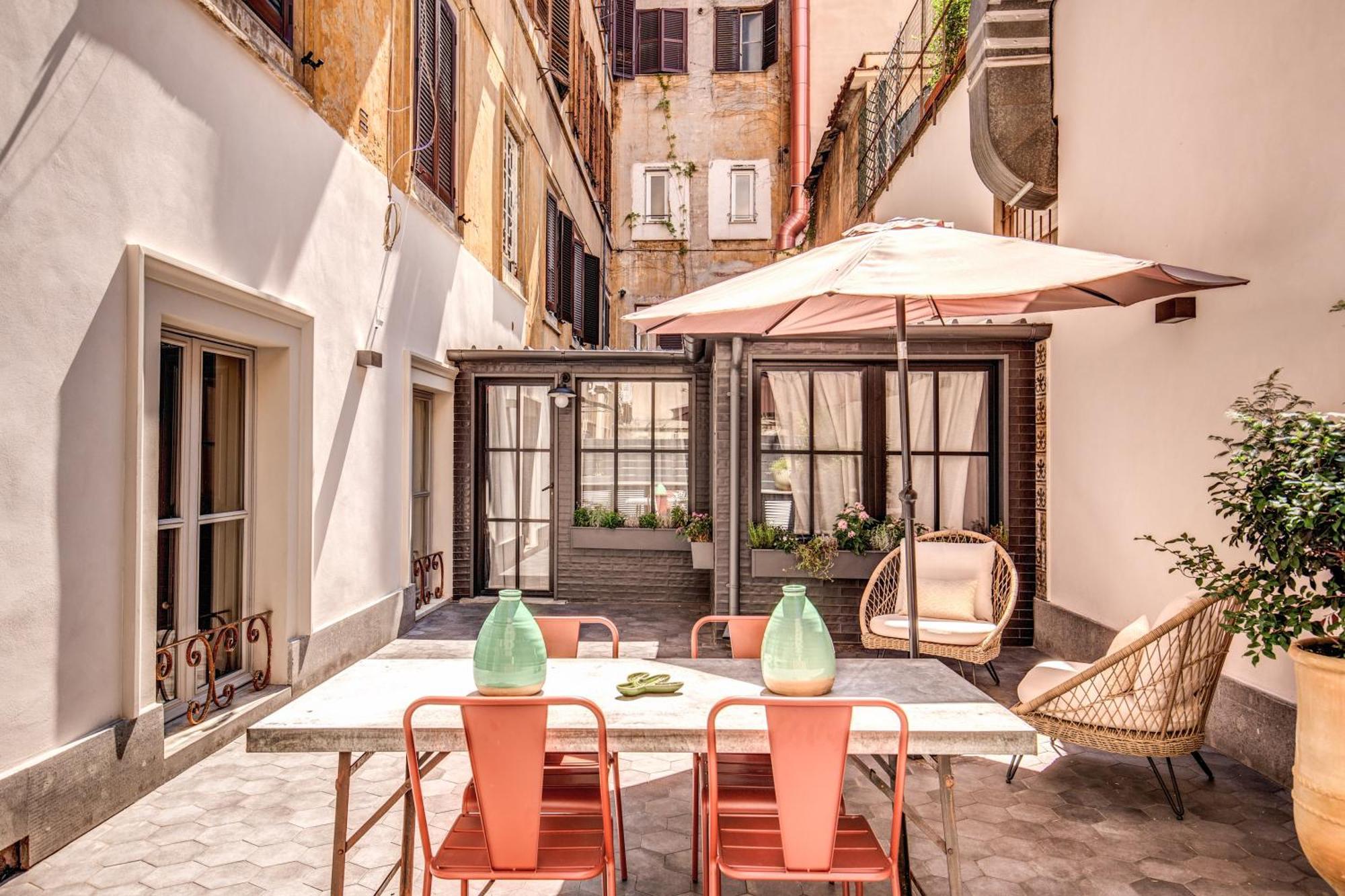 Decharme Apartment With Terrace In Monti Rome Extérieur photo